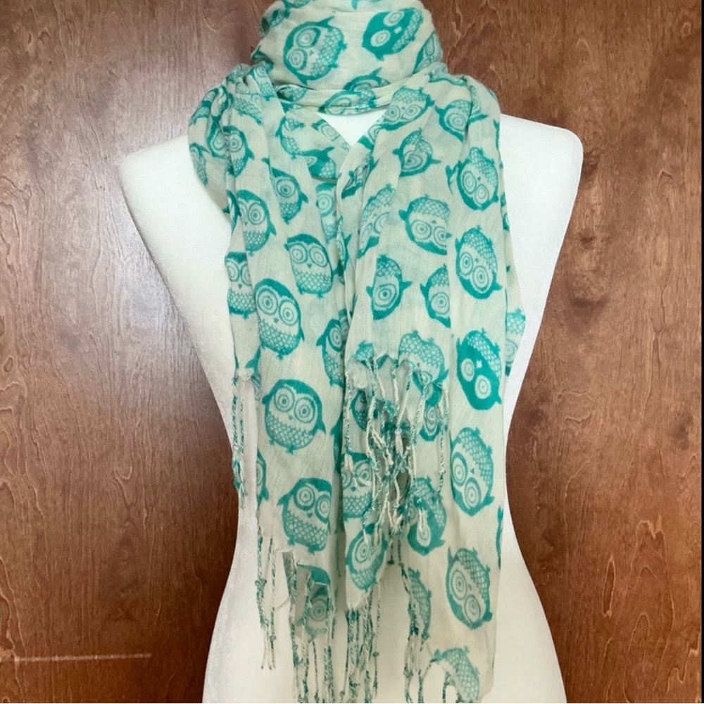 Amici Accessories Teal Turquoise Owl Print Fringe Scarf Cream